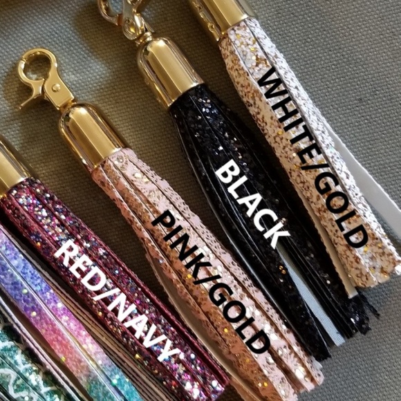 TASSELS!! Chunky Glitter awesome keychain tassels! - Picture 4 of 9
